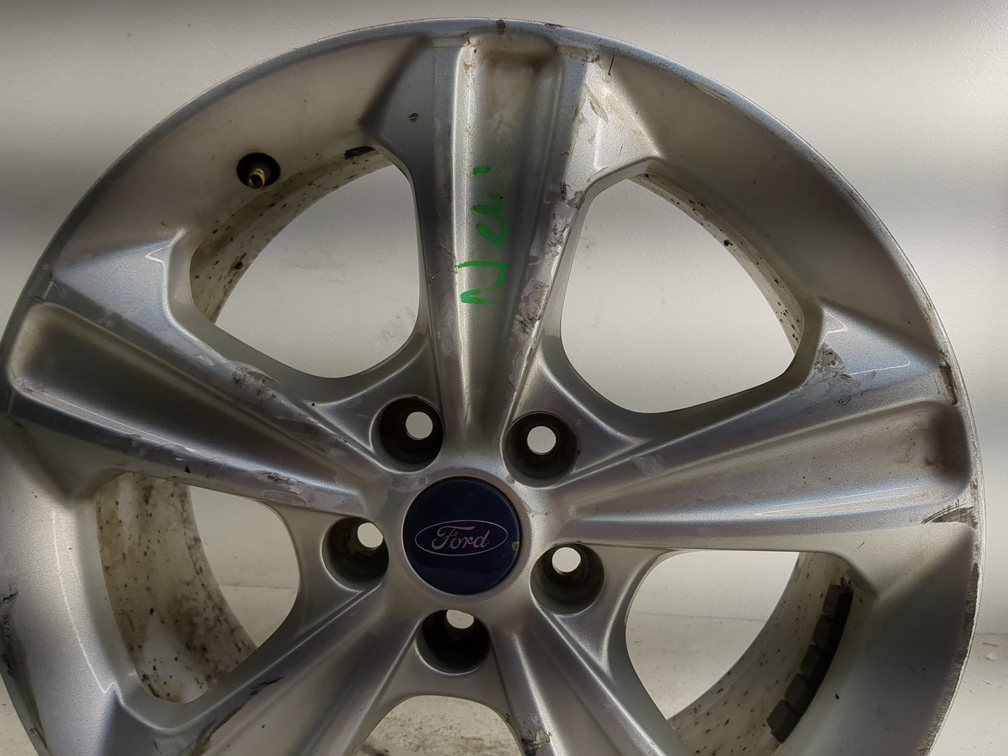 2013-2016 Ford Escape Oem Wheel Rim 1233551 - Oemusedautoparts1.com