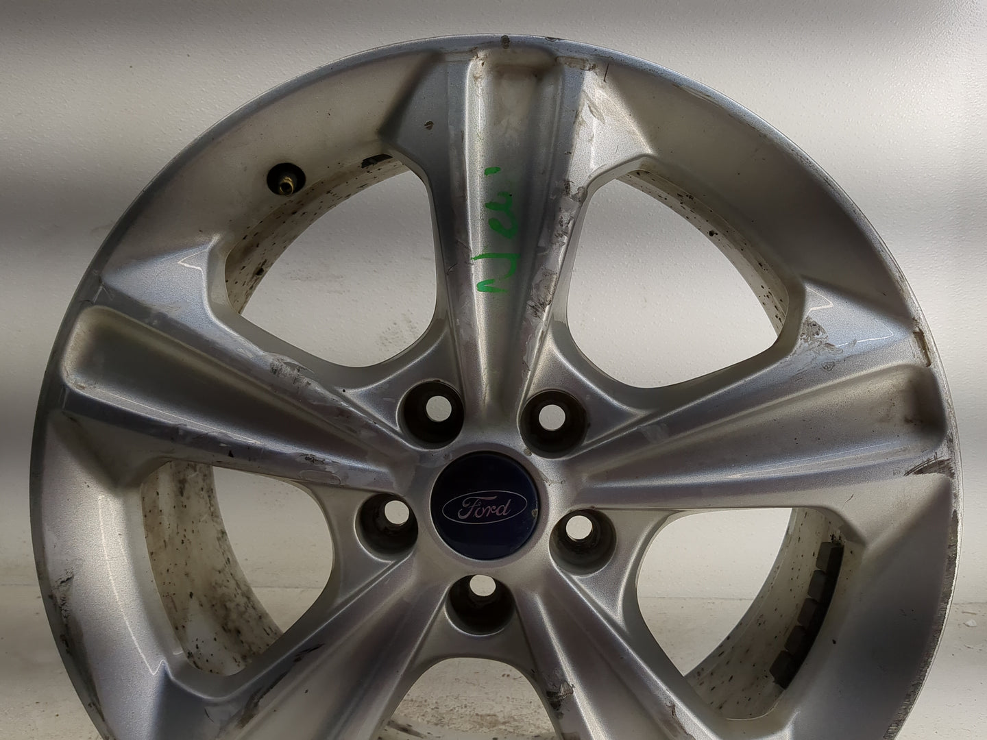 2013-2016 Ford Escape Oem Wheel Rim 1233551 - Oemusedautoparts1.com