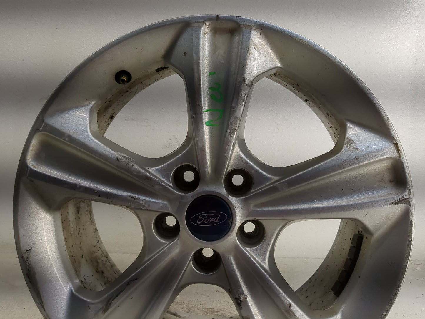 2013-2016 Ford Escape Oem Wheel Rim 1233551 - Oemusedautoparts1.com