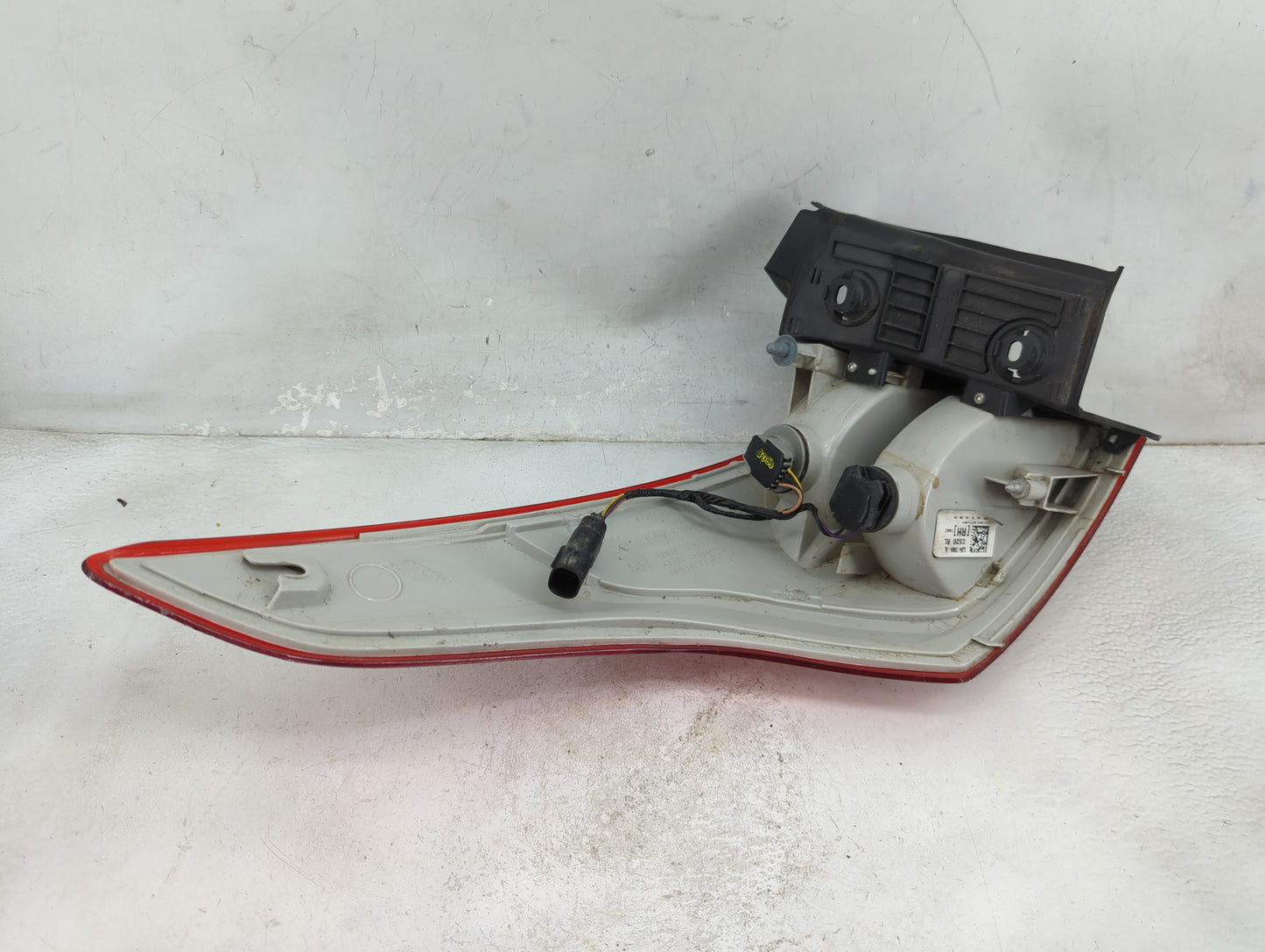 2013-2016 Ford Escape Tail Light Assembly Passenger Right OEM Fits Fits 2013 2014 2015 2016 OEM Used Auto Parts - Oemusedaut