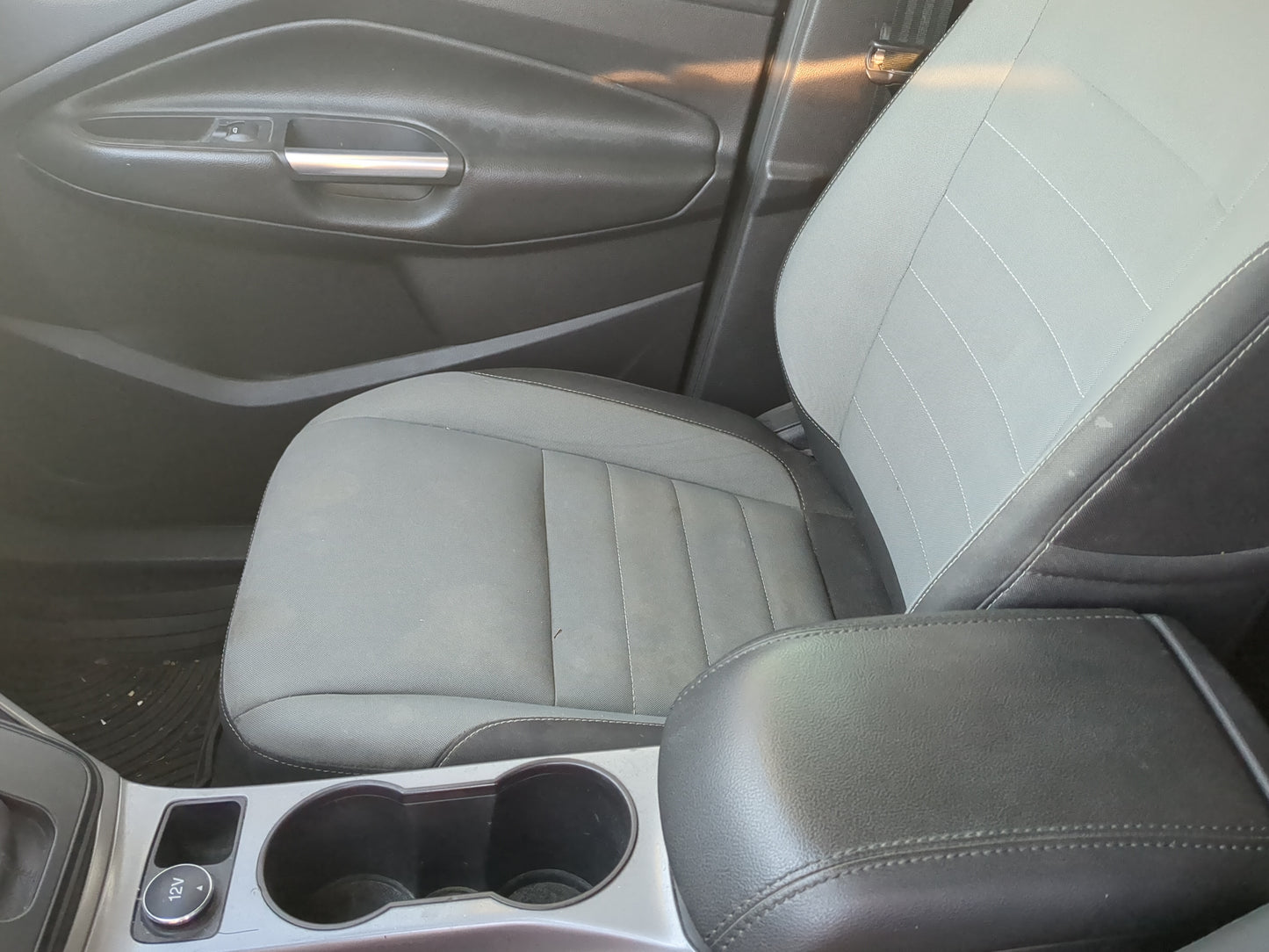 2016-2019 Ford Escape Passenger Front Seat Oem - Oemusedautoparts1.com