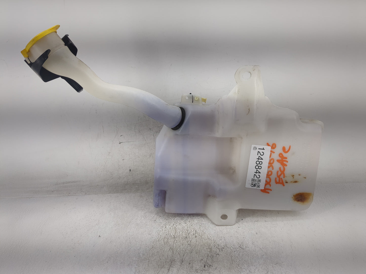 2015-2019 Ford Escape Windshield Washer Fluid Reservoir Bottle Oem - Oemusedautoparts1.com