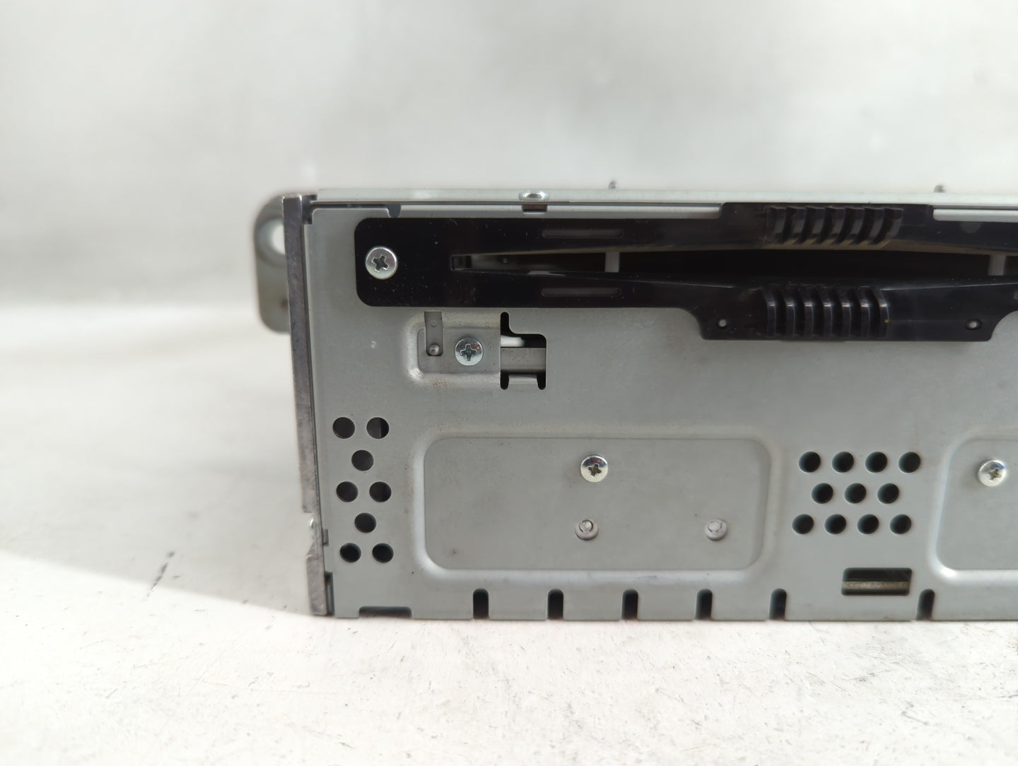 2016-2019 Ford Escape Information Display Screen - Oemusedautoparts1.com