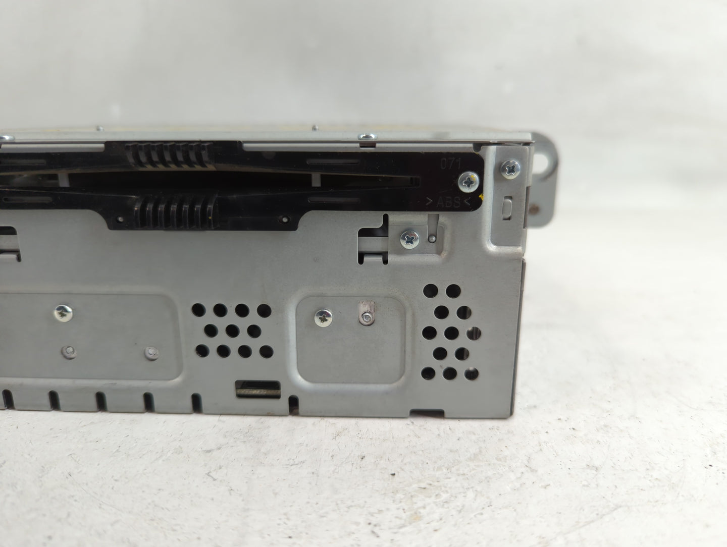 2016-2019 Ford Escape Information Display Screen - Oemusedautoparts1.com