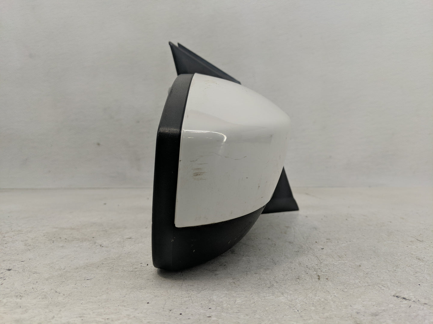 2013-2016 Ford Escape Passenger Side View Mirror - Right Door Mirror OEM Used - Oemusedautoparts1.com