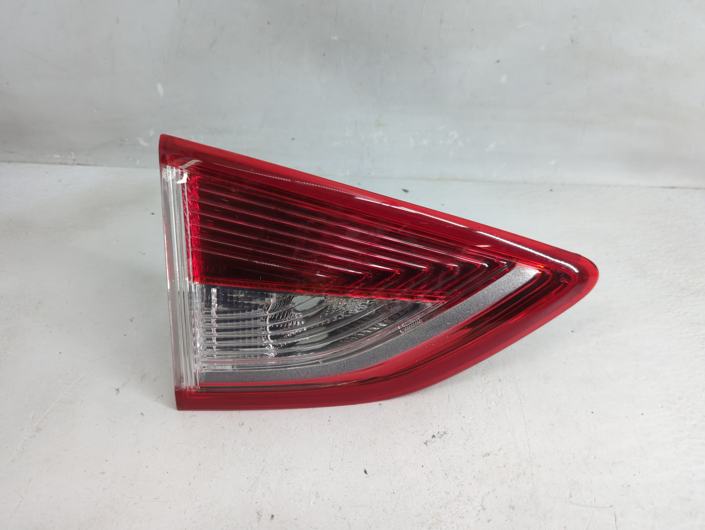 2013-2016 Ford Escape Tail Light Assembly Passenger Right OEM P/N:CJ54-13A60 Fits Fits 2013 2014 2015 2016 OEM Used Auto Par
