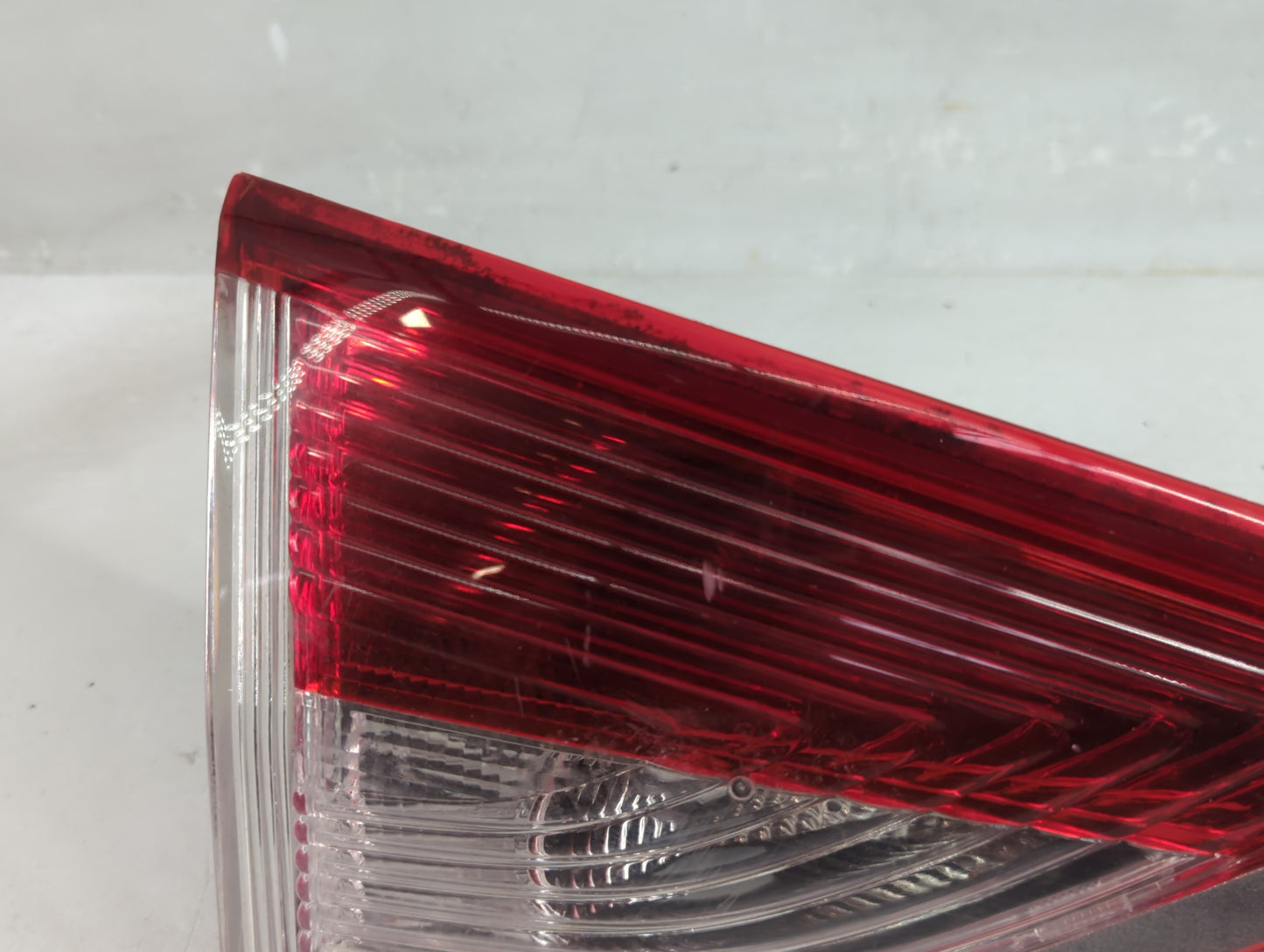 2013-2016 Ford Escape Tail Light Assembly Passenger Right OEM P/N:CJ5X-15A509-A CJ54-13A603 Fits Fits 2013 2014 2015 2016 OE