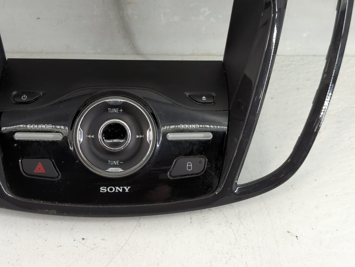2013-2016 Ford Escape Radio AM FM Cd Player Receiver Replacement Fits Fits 2013 2014 2015 2016 OEM Used Auto Parts - Oemused