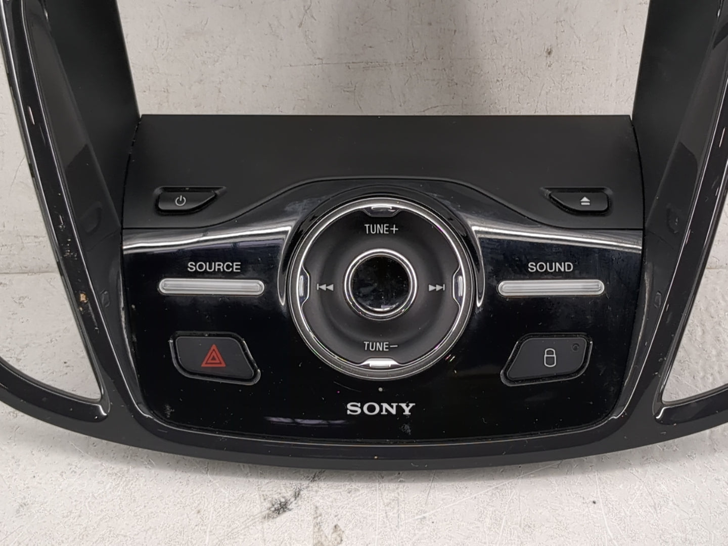2013-2016 Ford Escape Radio Control Panel - Oemusedautoparts1.com