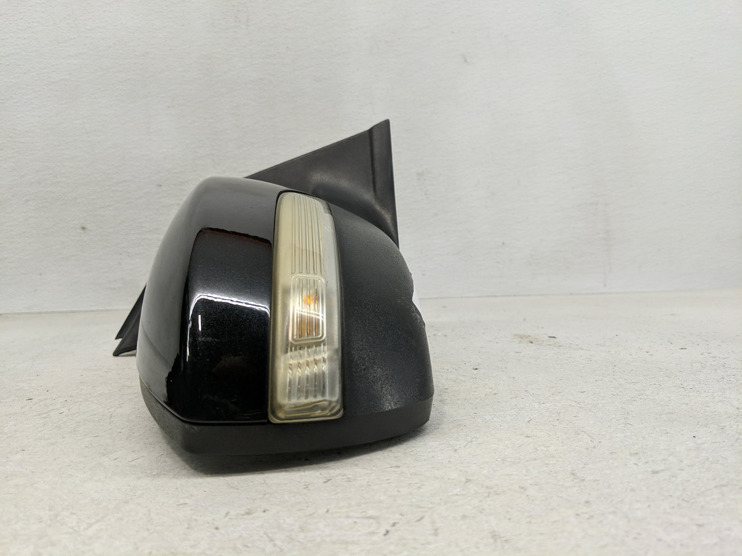 2013-2016 Ford Escape Passenger Side View Mirror - Right Door Mirror OEM Used - Oemusedautoparts1.com