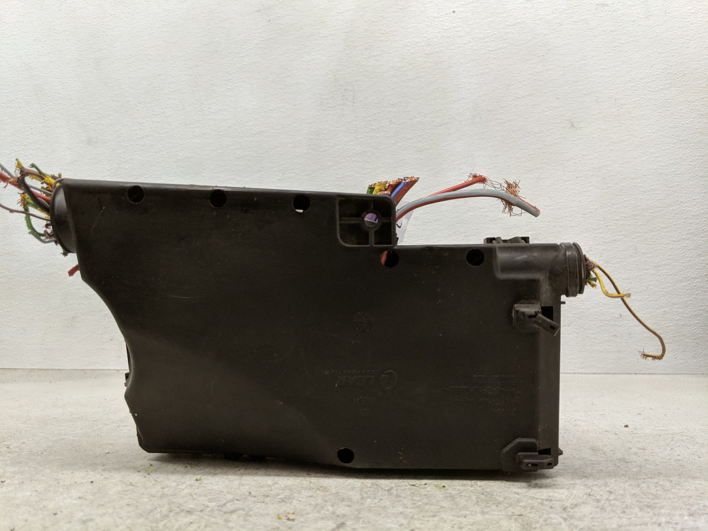 2013-2016 Ford Escape Fusebox Fuse Box Panel Relay Module Fits Fits 2013 2014 2015 2016 OEM Used Auto Parts - Oemusedautopar