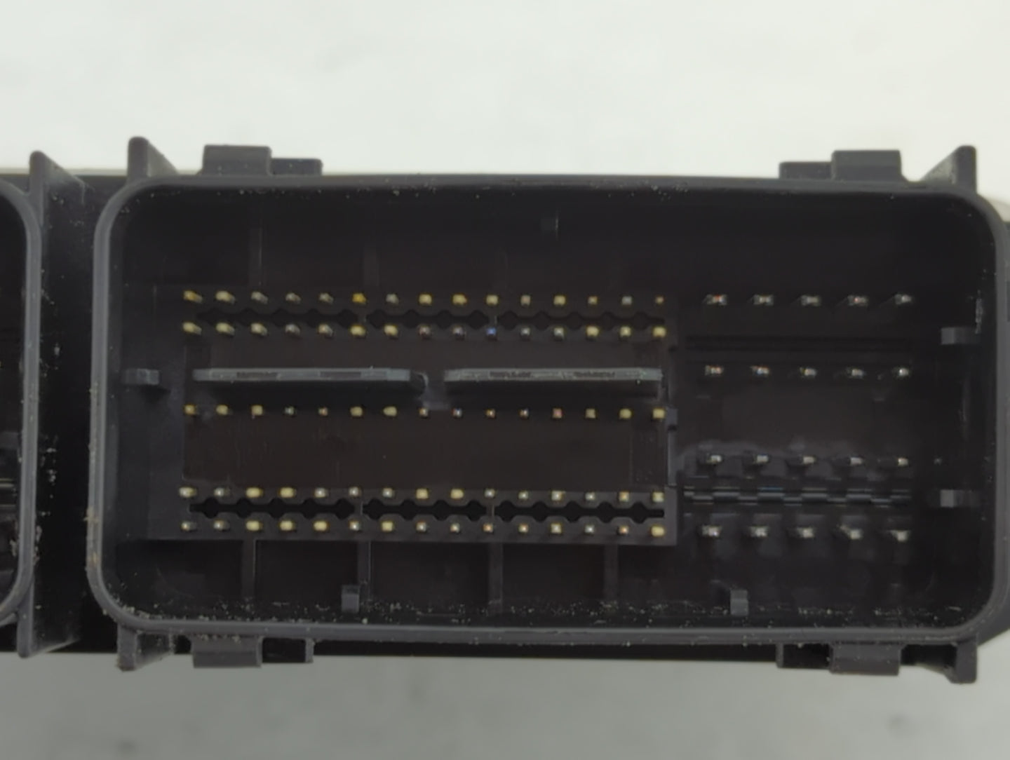 2015-2016 Ford Escape PCM Engine Control Computer ECU ECM PCU OEM P/N:FJ5A-129684-BA FJ5A-12A650-ED Fits Fits 2015 2016 OEM 