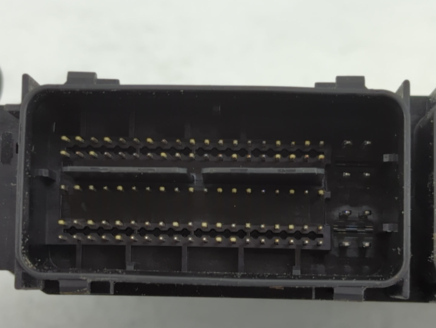 2015-2016 Ford Escape PCM Engine Control Computer ECU ECM PCU OEM P/N:FJ5A-129684-BA FJ5A-12A650-ED Fits Fits 2015 2016 OEM 