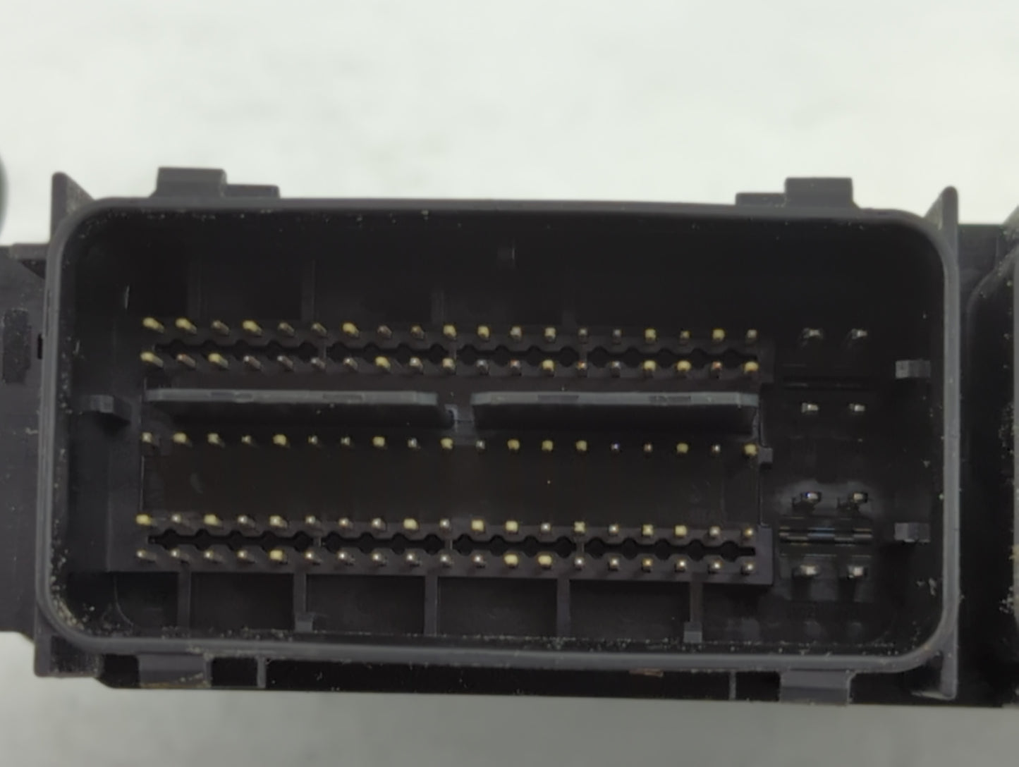 2015-2016 Ford Escape PCM Engine Control Computer ECU ECM PCU OEM P/N:FJ5A-129684-BA FJ5A-12A650-ED Fits Fits 2015 2016 OEM 