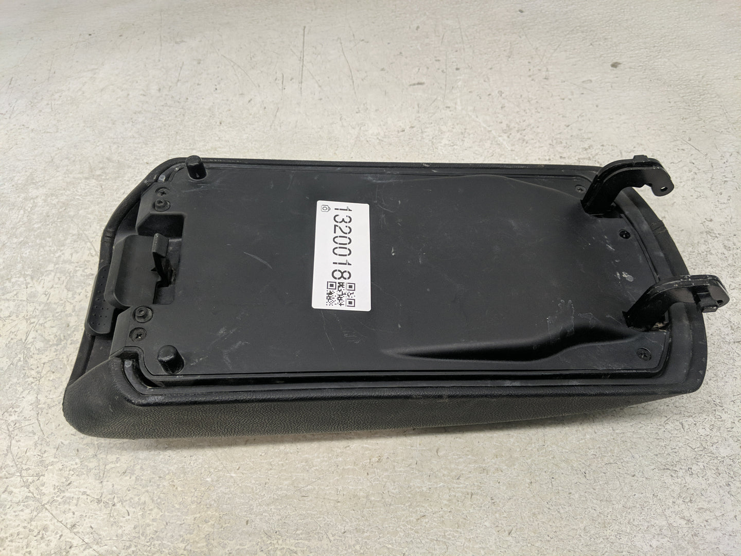 2016 Ford Escape Center Console Armrest Cover Lid Fits OEM Used Auto Parts - Oemusedautoparts1.com