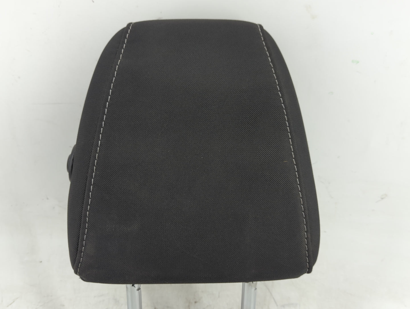 2016-2019 Ford Escape Headrest Head Rest Rear Seat Fits Fits 2016 2017 2018 2019 OEM Used Auto Parts - Oemusedautoparts1.com