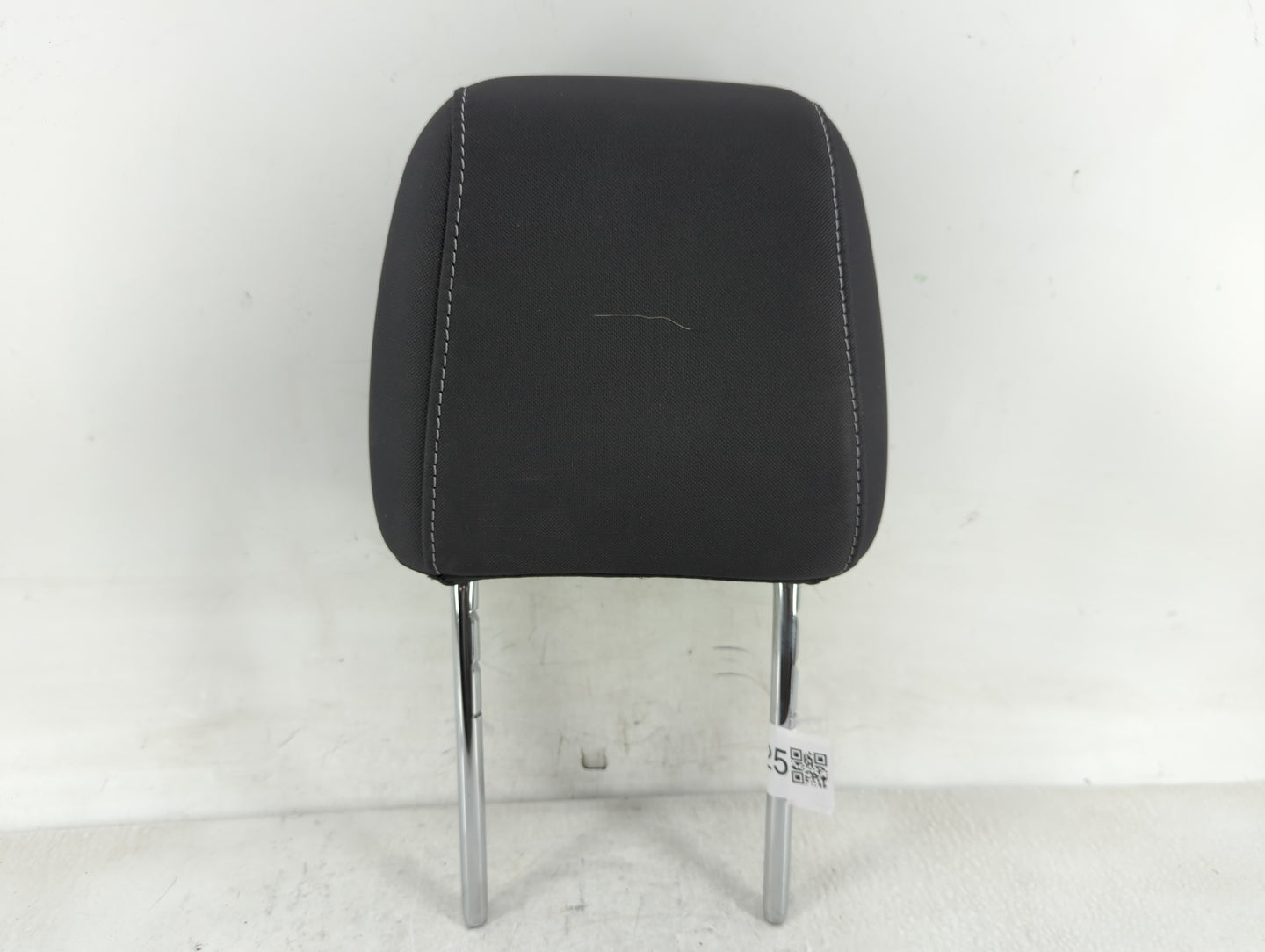 2016-2019 Ford Escape Headrest Head Rest Front Driver Passenger Seat - Oemusedautoparts1.com