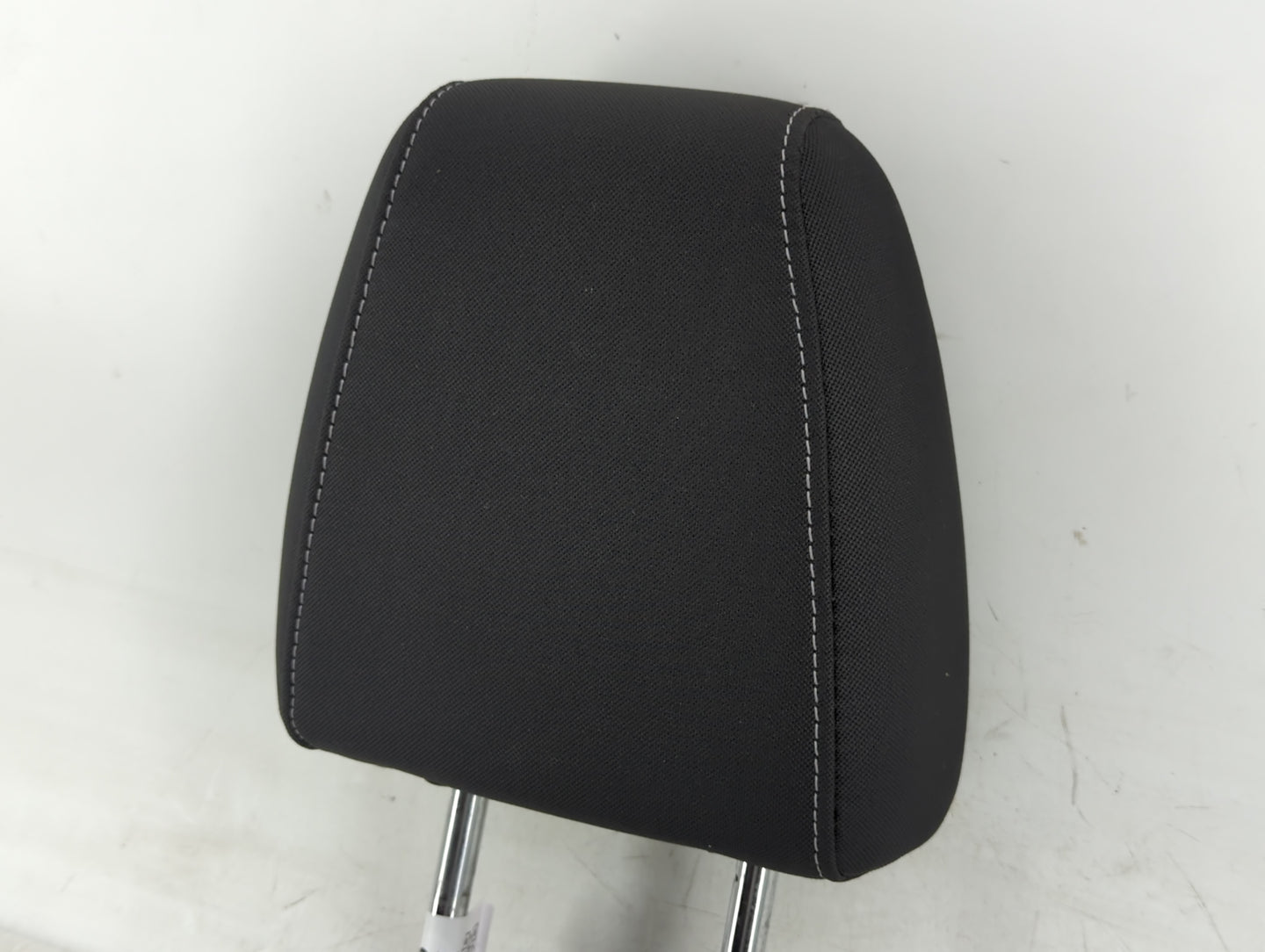 2015-2019 Ford Escape Headrest Head Rest Rear Seat Fits Fits 2015 2016 2017 2018 2019 OEM Used Auto Parts - Oemusedautoparts