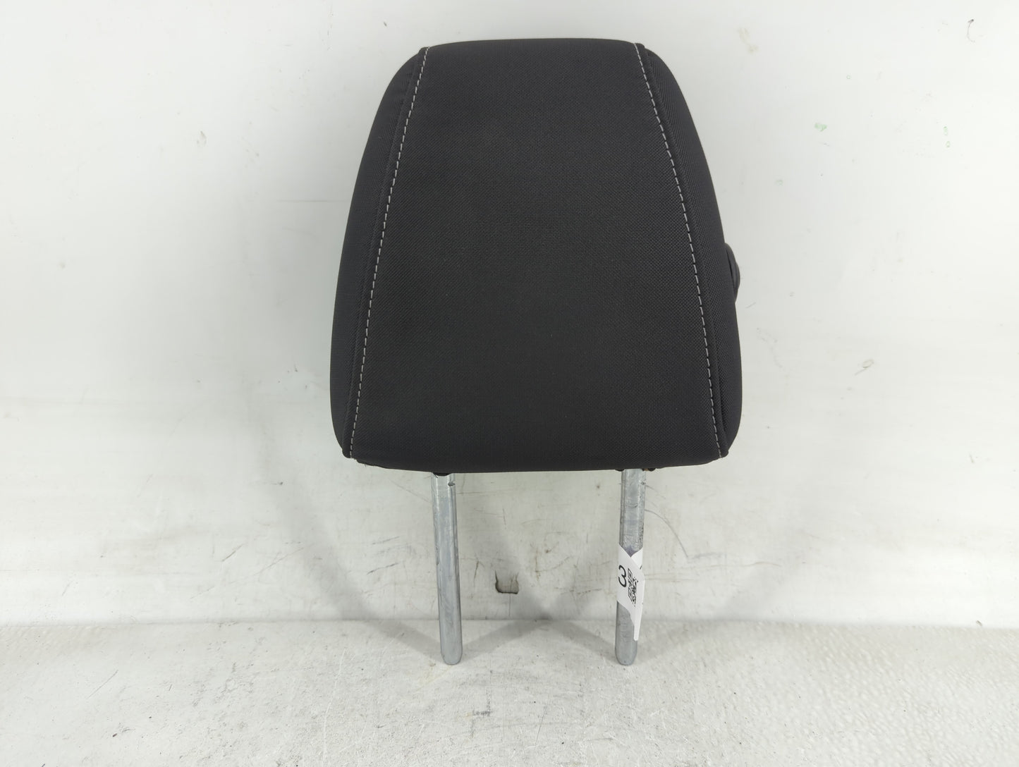 2015-2019 Ford Escape Headrest Head Rest Rear Seat Fits Fits 2015 2016 2017 2018 2019 OEM Used Auto Parts - Oemusedautoparts