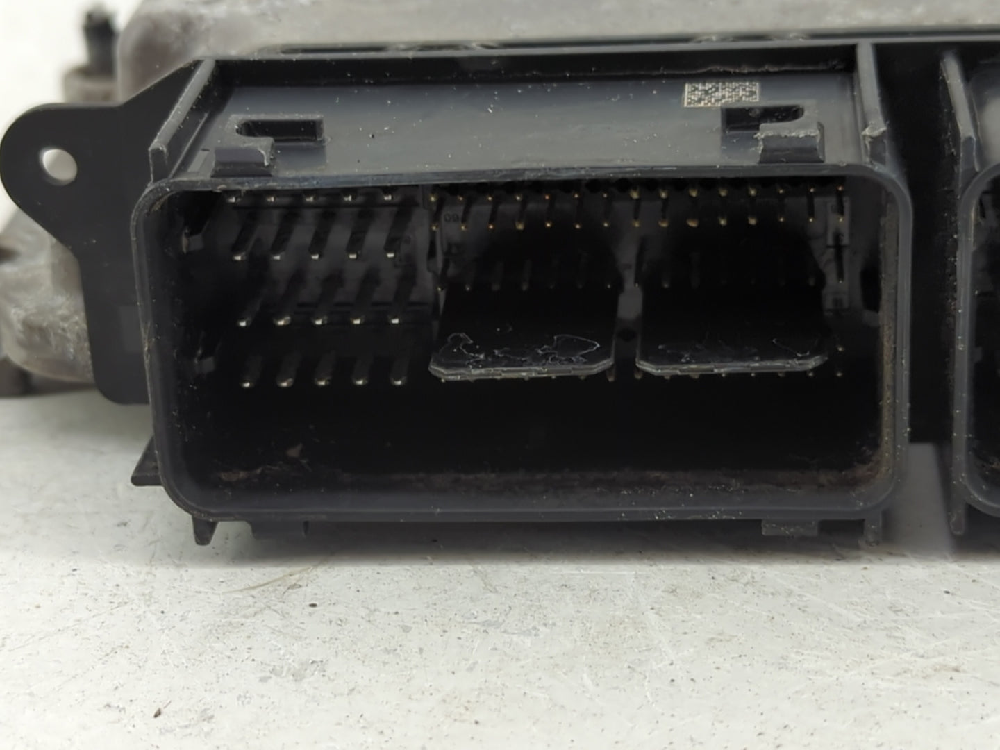 2015-2016 Ford Escape PCM Engine Control Computer ECU ECM PCU OEM P/N:FJ5A-12B684-BA FJ5A-12A650-UC Fits Fits 2015 2016 OEM 
