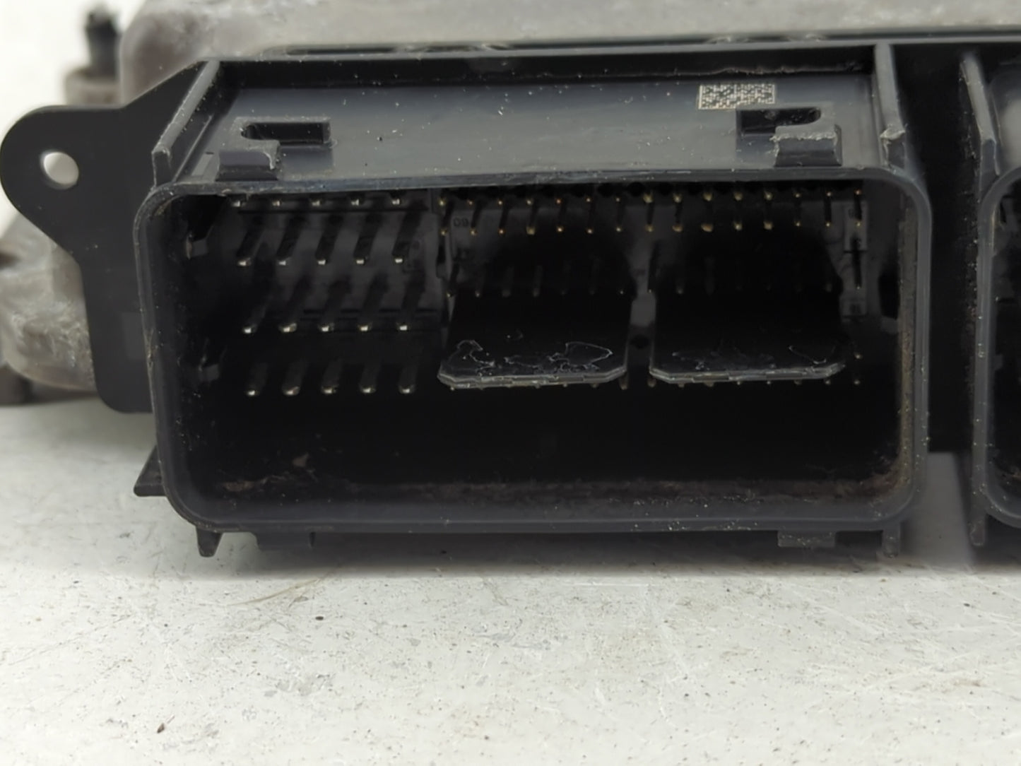 2015-2016 Ford Escape PCM Engine Control Computer ECU ECM PCU OEM P/N:FJ5A-12B684-BA FJ5A-12A650-UC Fits Fits 2015 2016 OEM 