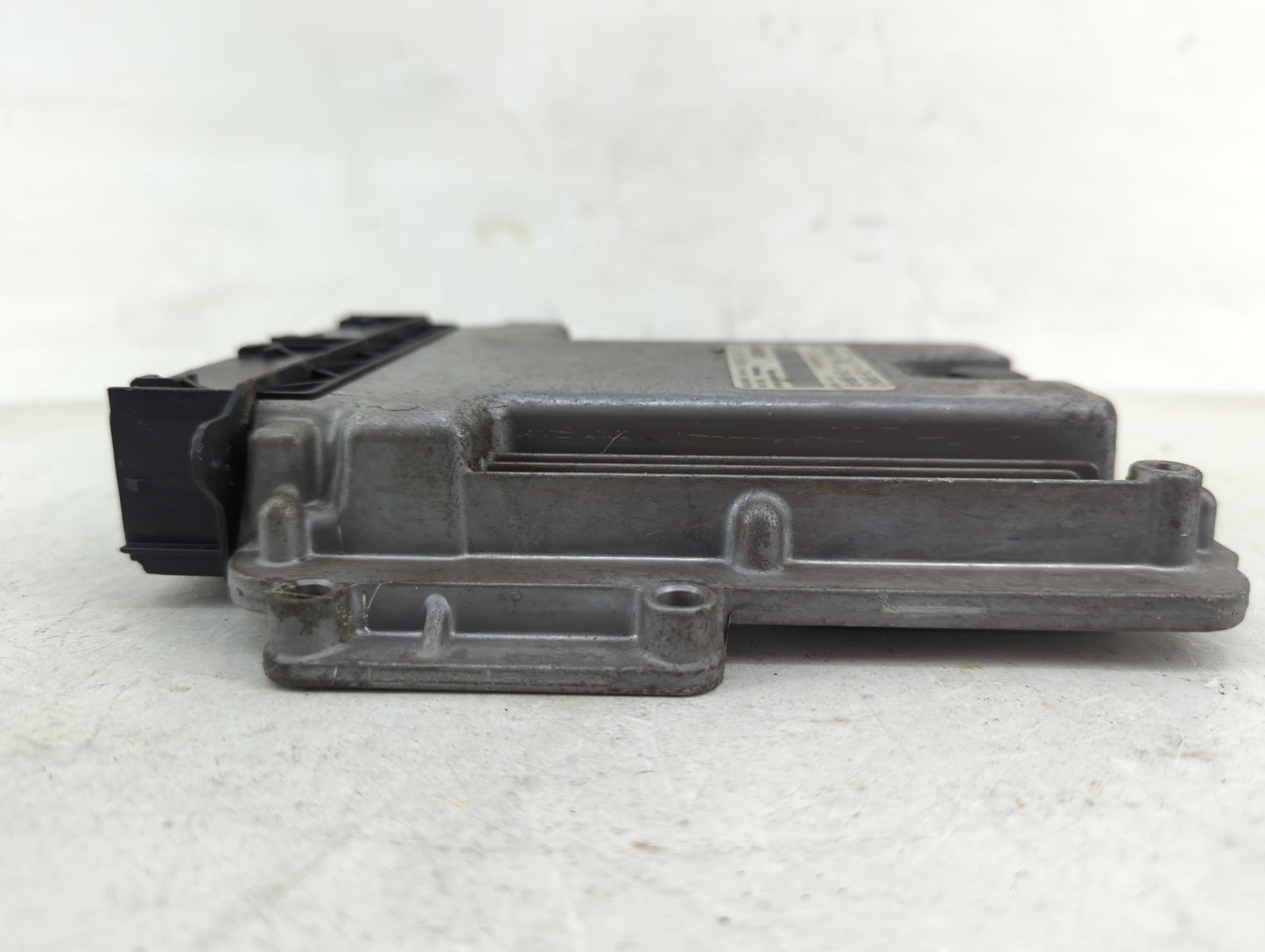 2015-2016 Ford Escape PCM Engine Control Computer ECU ECM PCU OEM P/N:FJ5A-12B684-BA FJ5A-12A650-UC Fits Fits 2015 2016 OEM 
