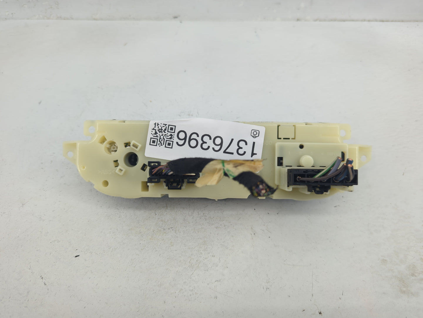 2013-2016 Ford Escape Climate Control Module Temperature AC/Heater Replacement P/N:CJ5T-19980-CK Fits Fits 2013 2014 2015 20