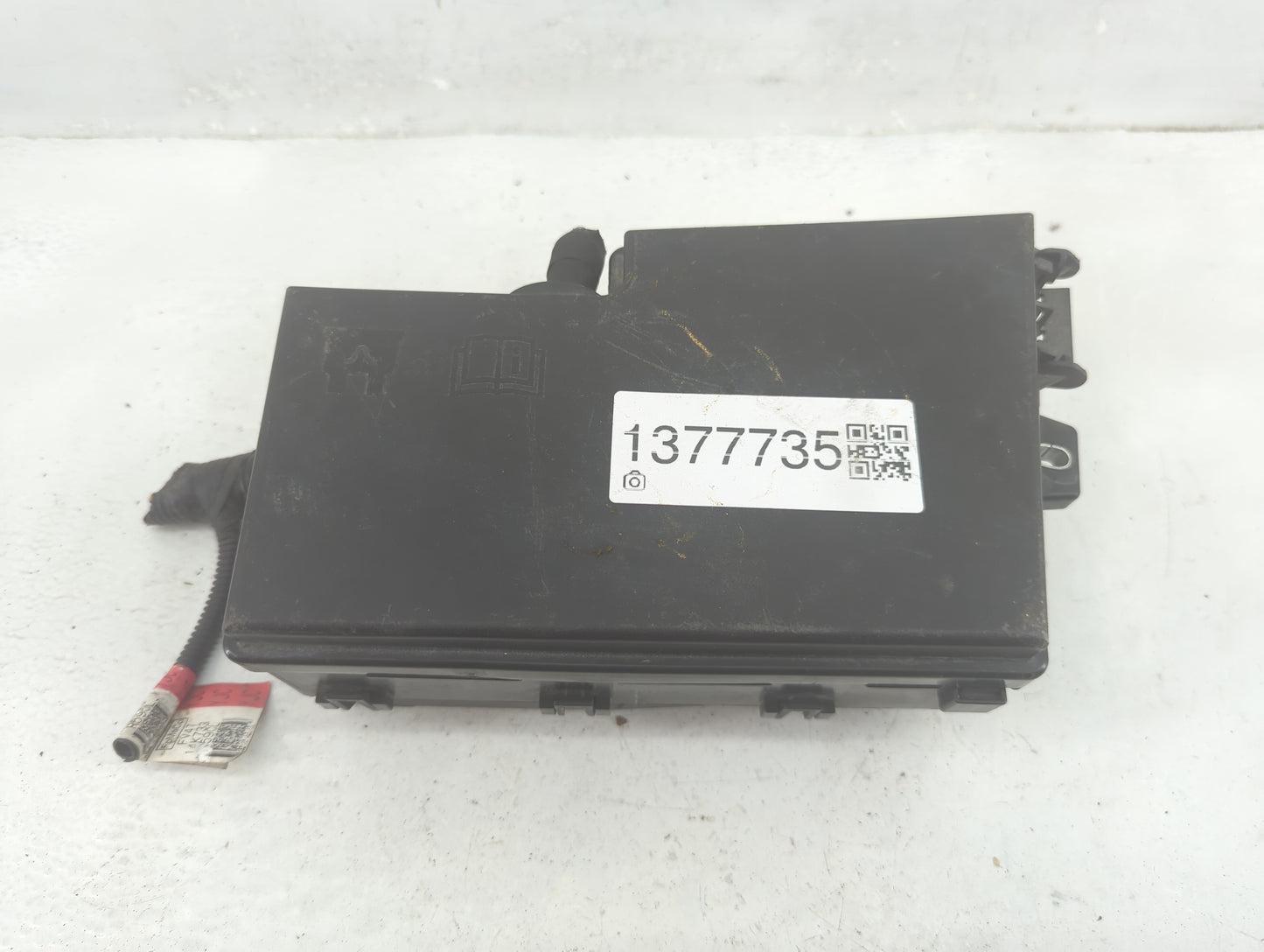 2013-2016 Ford Escape Fusebox Fuse Box Panel Relay Module P/N:GJ7T-14A076-BA 21090 000 001 Fits Fits 2013 2014 2015 2016 OEM