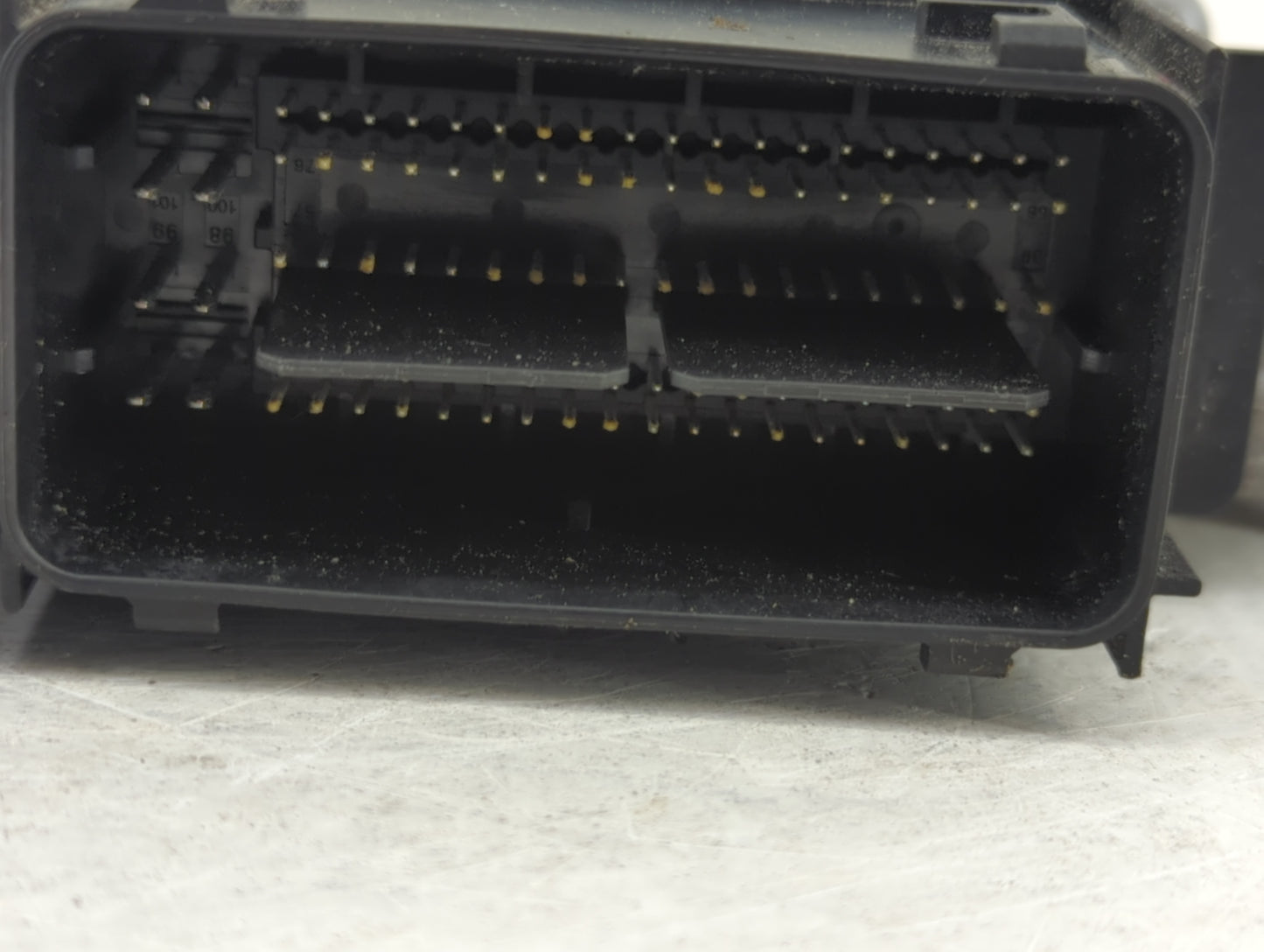 2015-2016 Ford Escape PCM Engine Control Computer ECU ECM PCU OEM P/N:FJ5A-12A650-UC Fits Fits 2015 2016 OEM Used Auto Parts