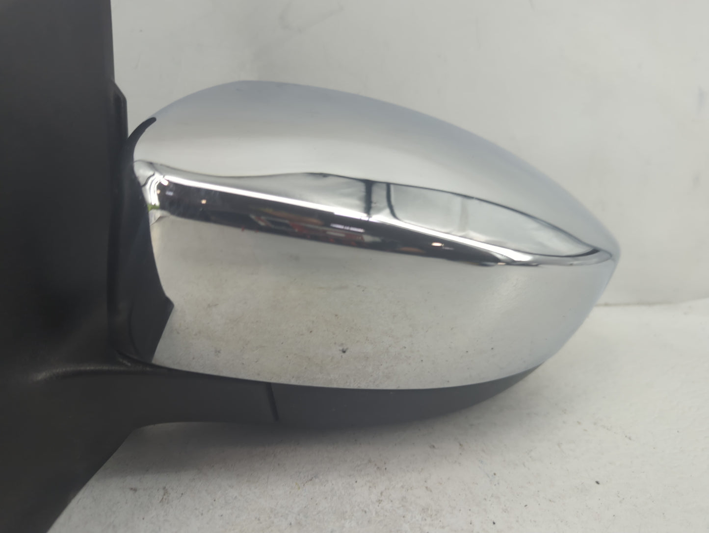 2014-2016 Ford Escape Driver Side View Mirror - Left Door Mirror OEM Used - Oemusedautoparts1.com