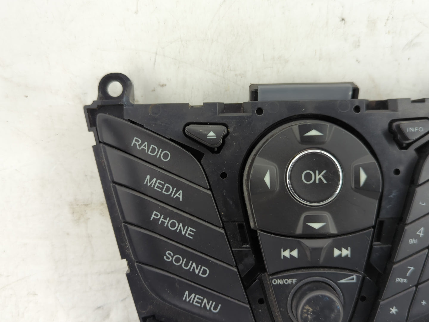 2013-2016 Ford Escape Radio AM FM Cd Player Receiver Replacement P/N:BM5T18K811BA Fits Fits 2013 2014 2015 2016 OEM Used Aut