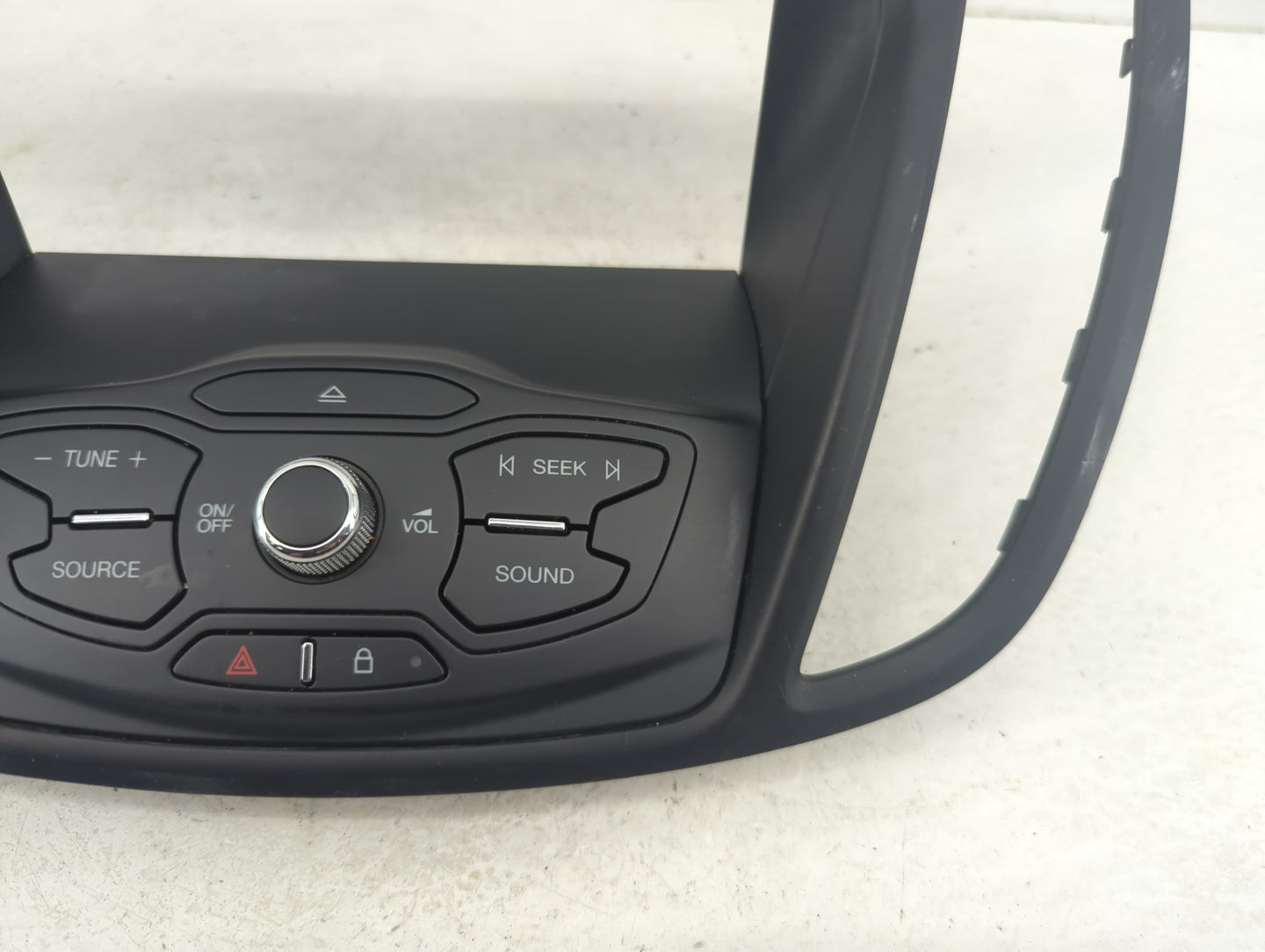 2013-2016 Ford Escape Radio Control Panel - Oemusedautoparts1.com