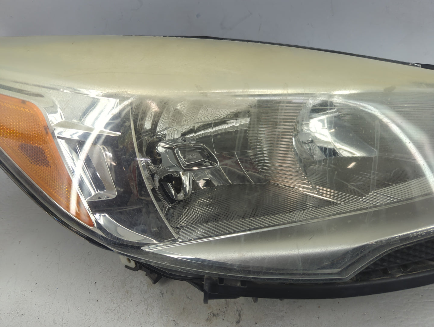 2013-2016 Ford Escape Passenger Right Oem Head Light Headlight Lamp - Oemusedautoparts1.com