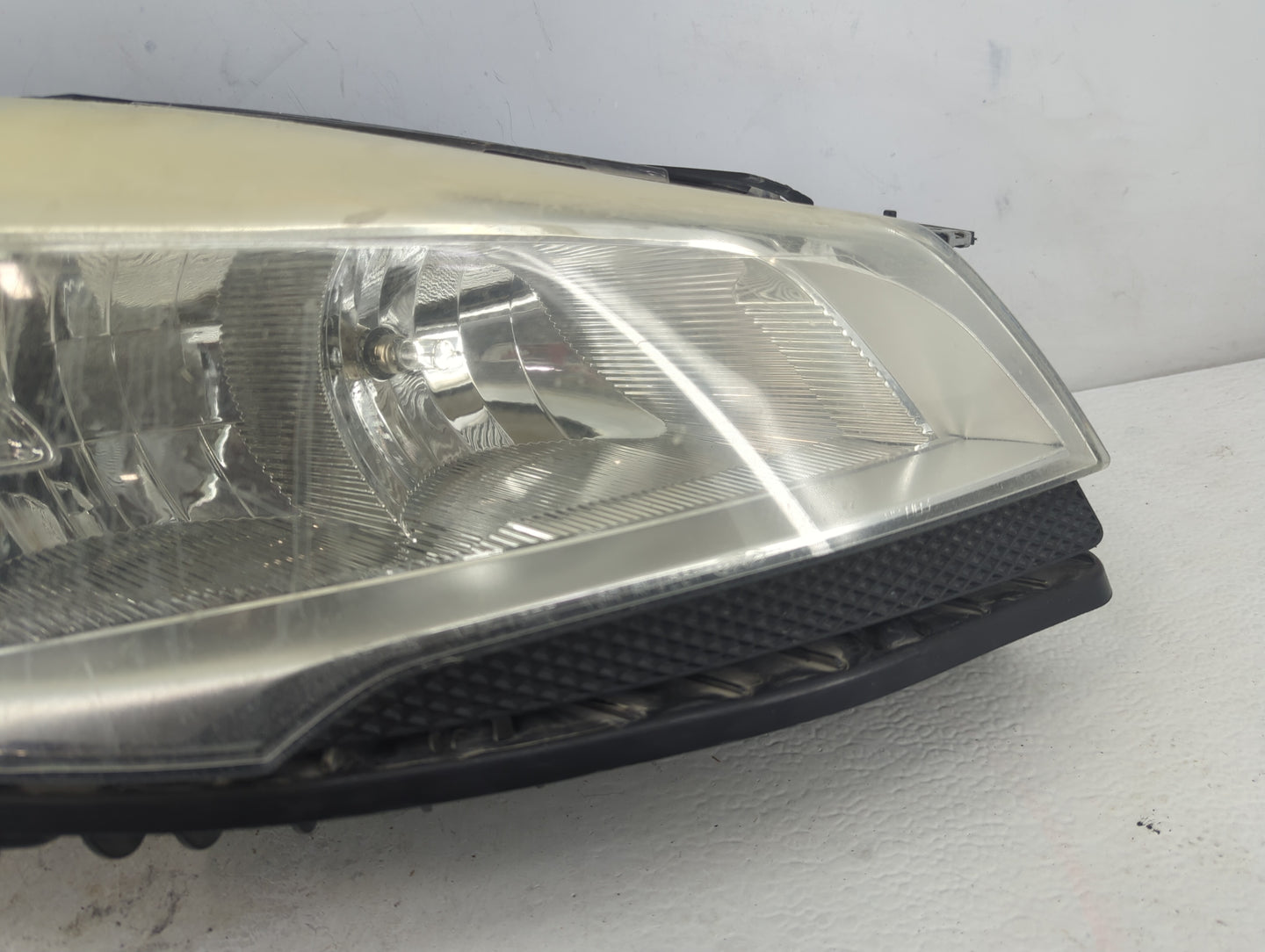 2013-2016 Ford Escape Passenger Right Oem Head Light Headlight Lamp - Oemusedautoparts1.com