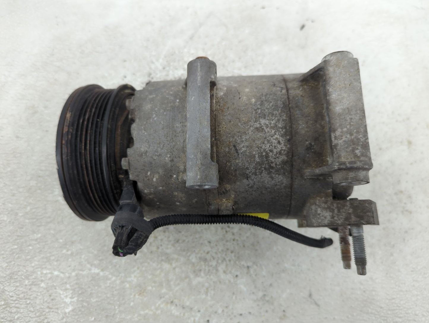 2013-2016 Ford Escape Air Conditioning A/c Ac Compressor Oem - Oemusedautoparts1.com