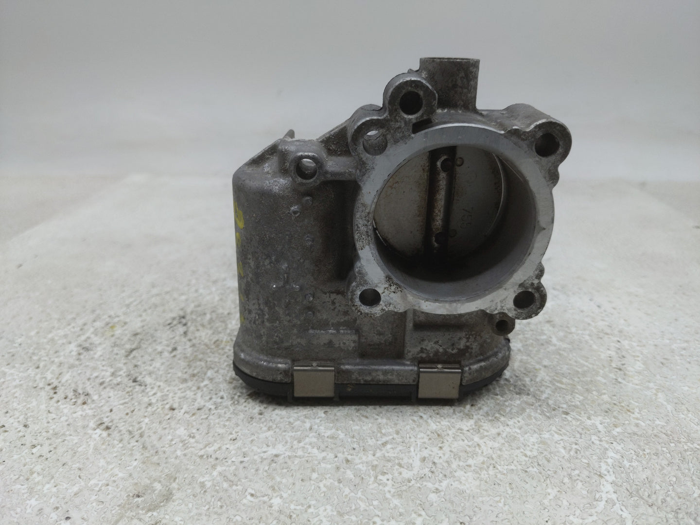 2013-2016 Ford Escape Throttle Body P/N:0 280 750 535 7S7G-9F991-CA Fits Fits 2013 2014 2015 2016 2017 2018 2019 OEM Used Au