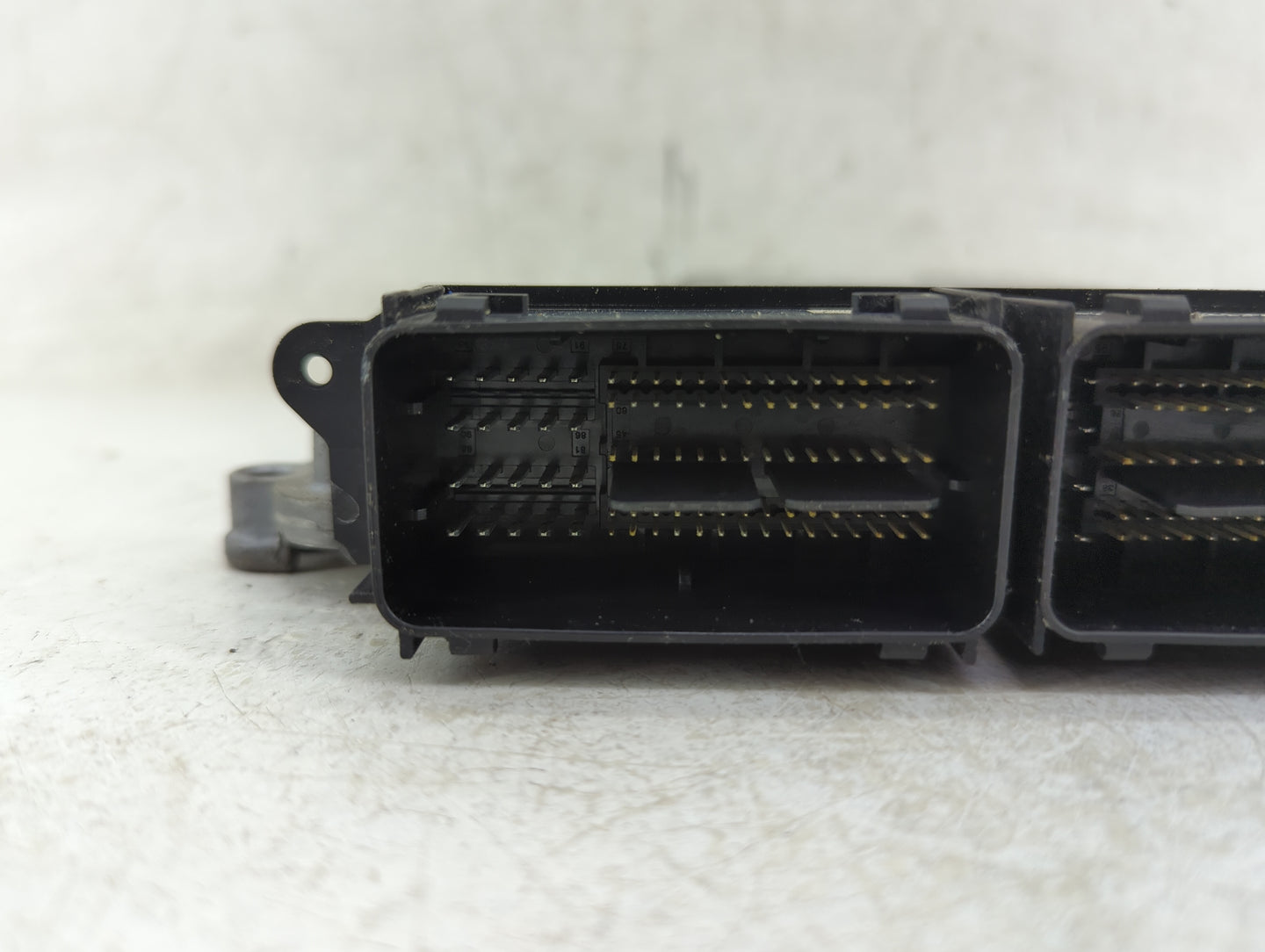 2013-2016 Ford Escape PCM Engine Control Computer ECU ECM PCU OEM P/N:FJ5A-12B684-BA Fits Fits 2013 2014 2015 2016 OEM Used 