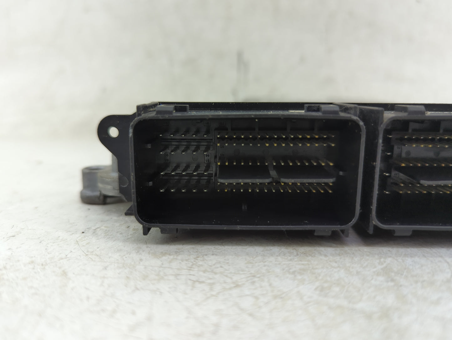2013-2016 Ford Escape PCM Engine Control Computer ECU ECM PCU OEM P/N:FJ5A-12B684-BA Fits Fits 2013 2014 2015 2016 OEM Used 