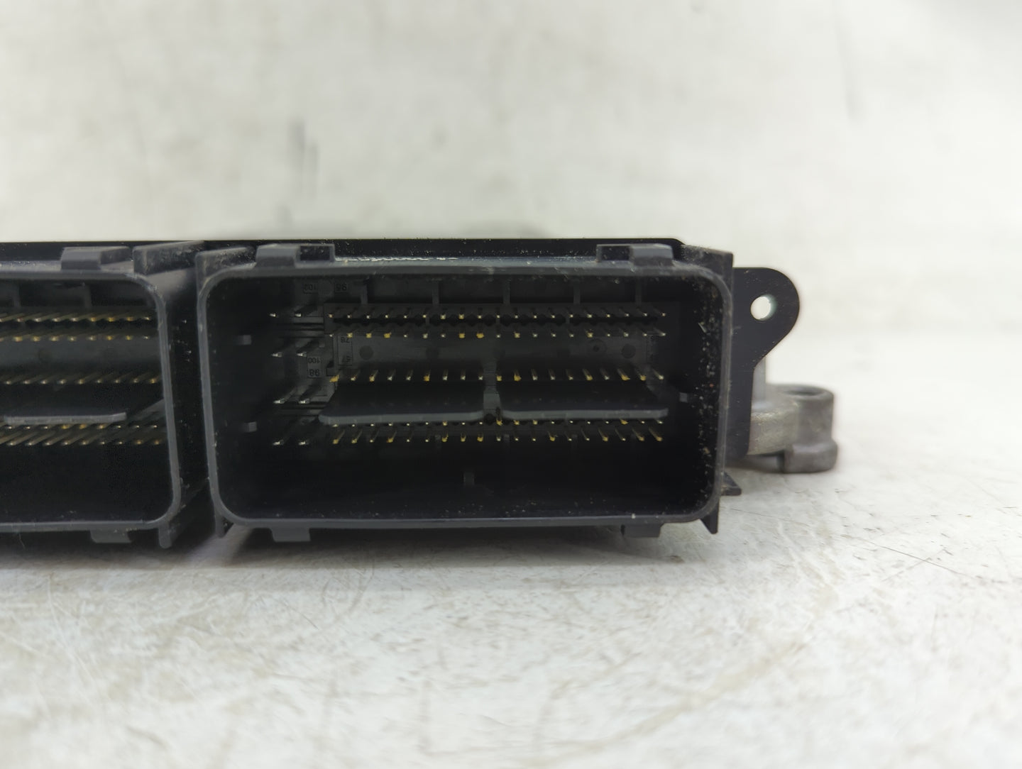 2013-2016 Ford Escape PCM Engine Control Computer ECU ECM PCU OEM P/N:FJ5A-12B684-BA Fits Fits 2013 2014 2015 2016 OEM Used 