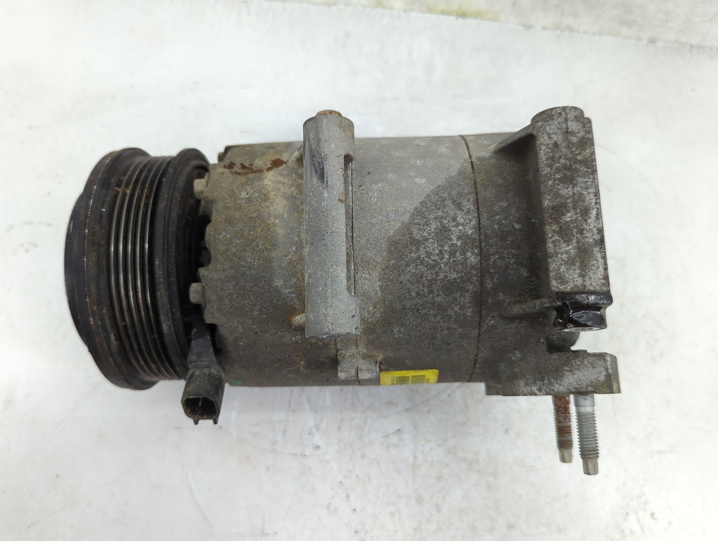 2013-2016 Ford Escape Air Conditioning A/c Ac Compressor Oem - Oemusedautoparts1.com