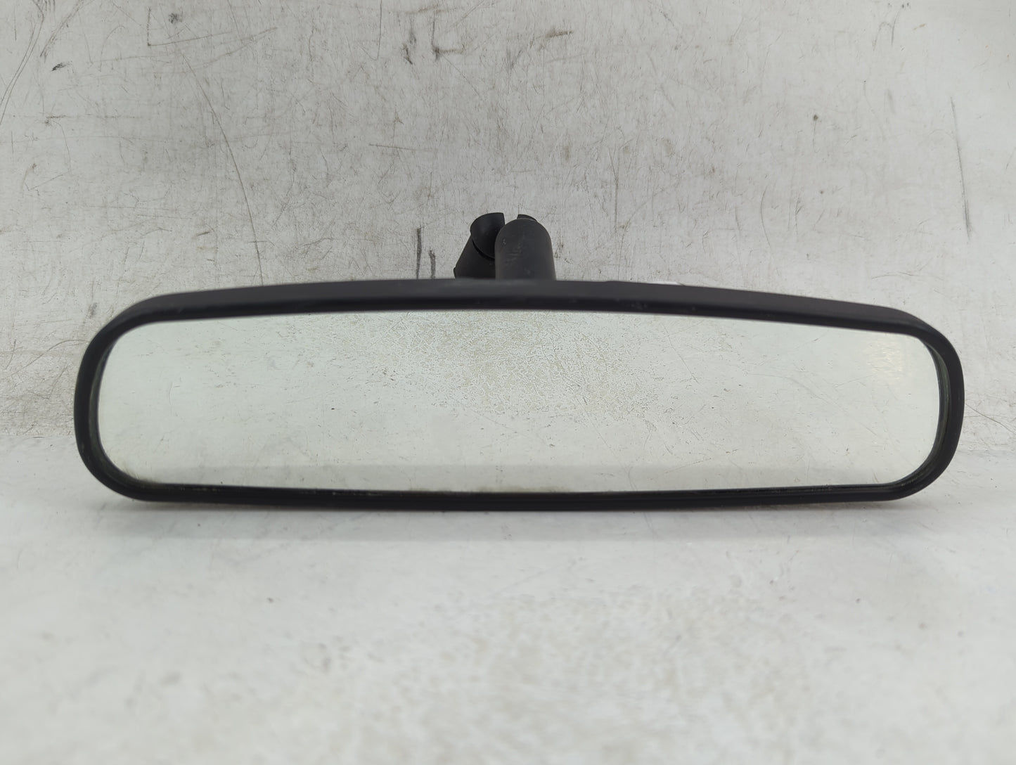 2001-2016 Ford Escape Interior Rear View Mirror Replacement OEM P/N:A048070 Fits OEM Used Auto Parts - Oemusedautoparts1.com