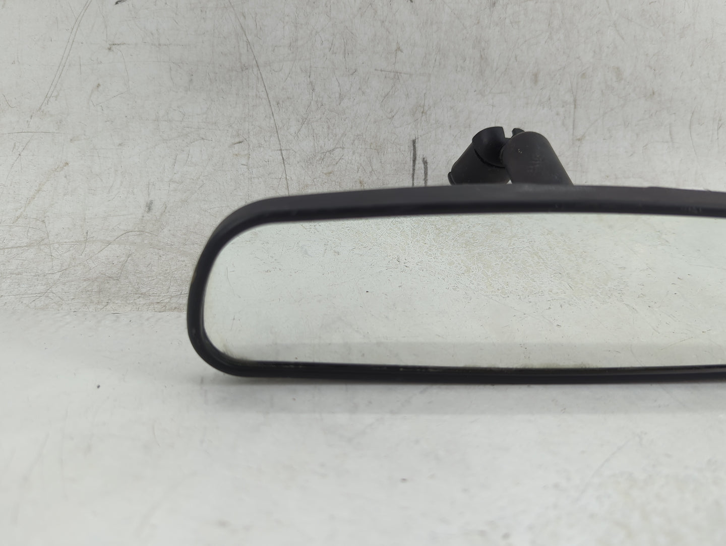 2001-2016 Ford Escape Interior Rear View Mirror Replacement OEM P/N:A048070 Fits OEM Used Auto Parts - Oemusedautoparts1.com