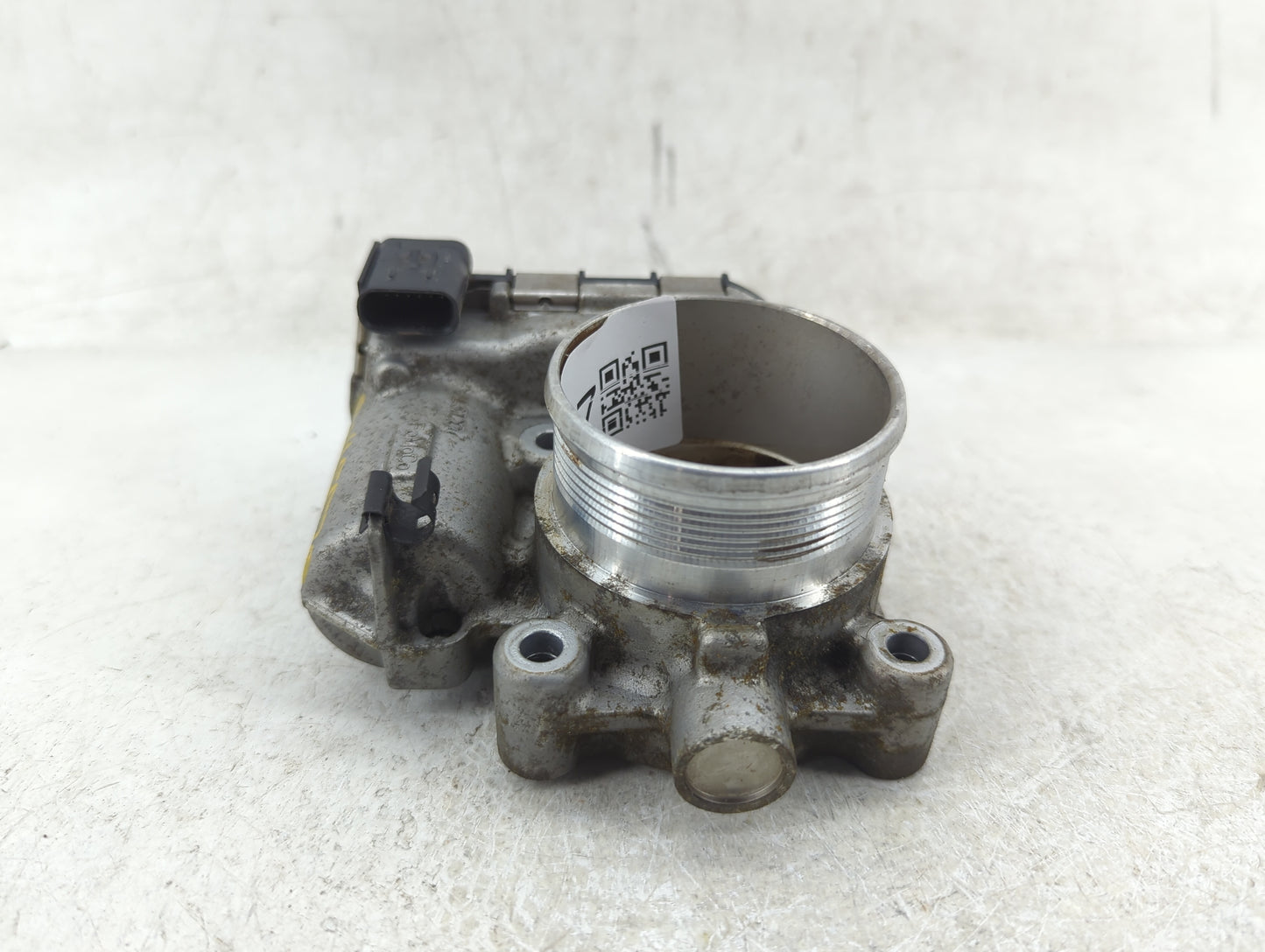 2013-2016 Ford Escape Throttle Body P/N:DS7E-9F991-BB 0280750576 Fits Fits 2012 2013 2014 2015 2016 2017 OEM Used Auto Parts