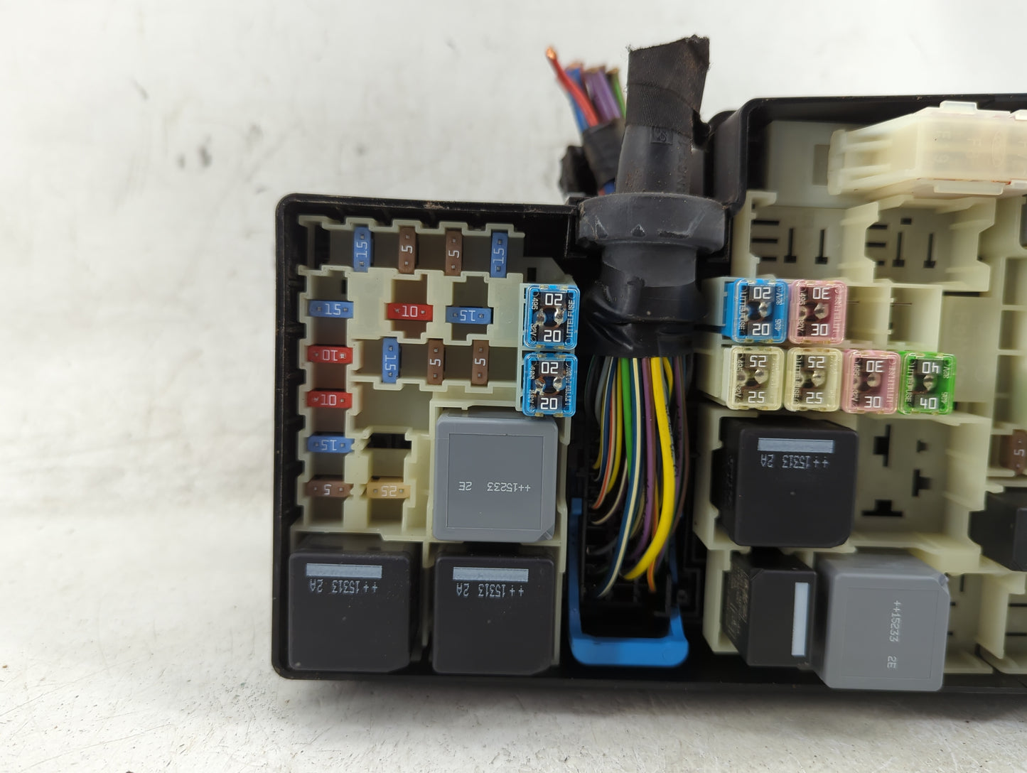2013-2016 Ford Escape Fusebox Fuse Box Panel Relay Module P/N:GJ7T-14A076-BA Fits Fits 2013 2014 2015 2016 OEM Used Auto Par