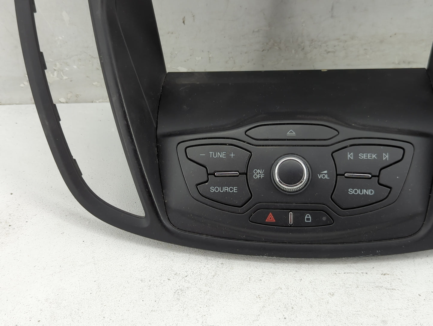 2013-2016 Ford Escape Radio Control Panel - Oemusedautoparts1.com