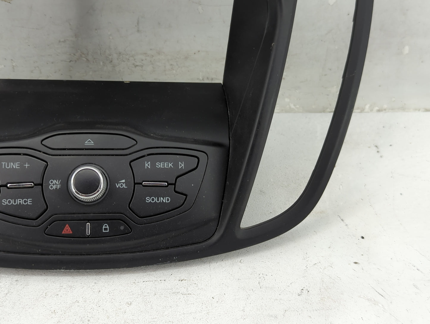 2013-2016 Ford Escape Radio Control Panel - Oemusedautoparts1.com