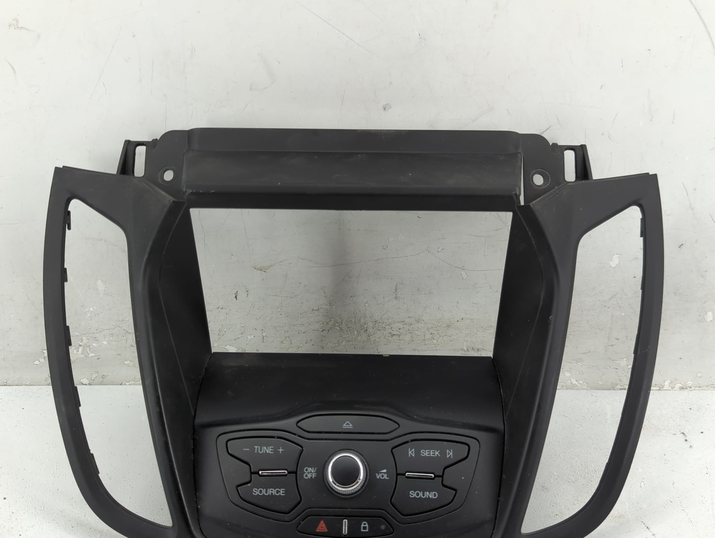 2013-2016 Ford Escape Radio Control Panel - Oemusedautoparts1.com