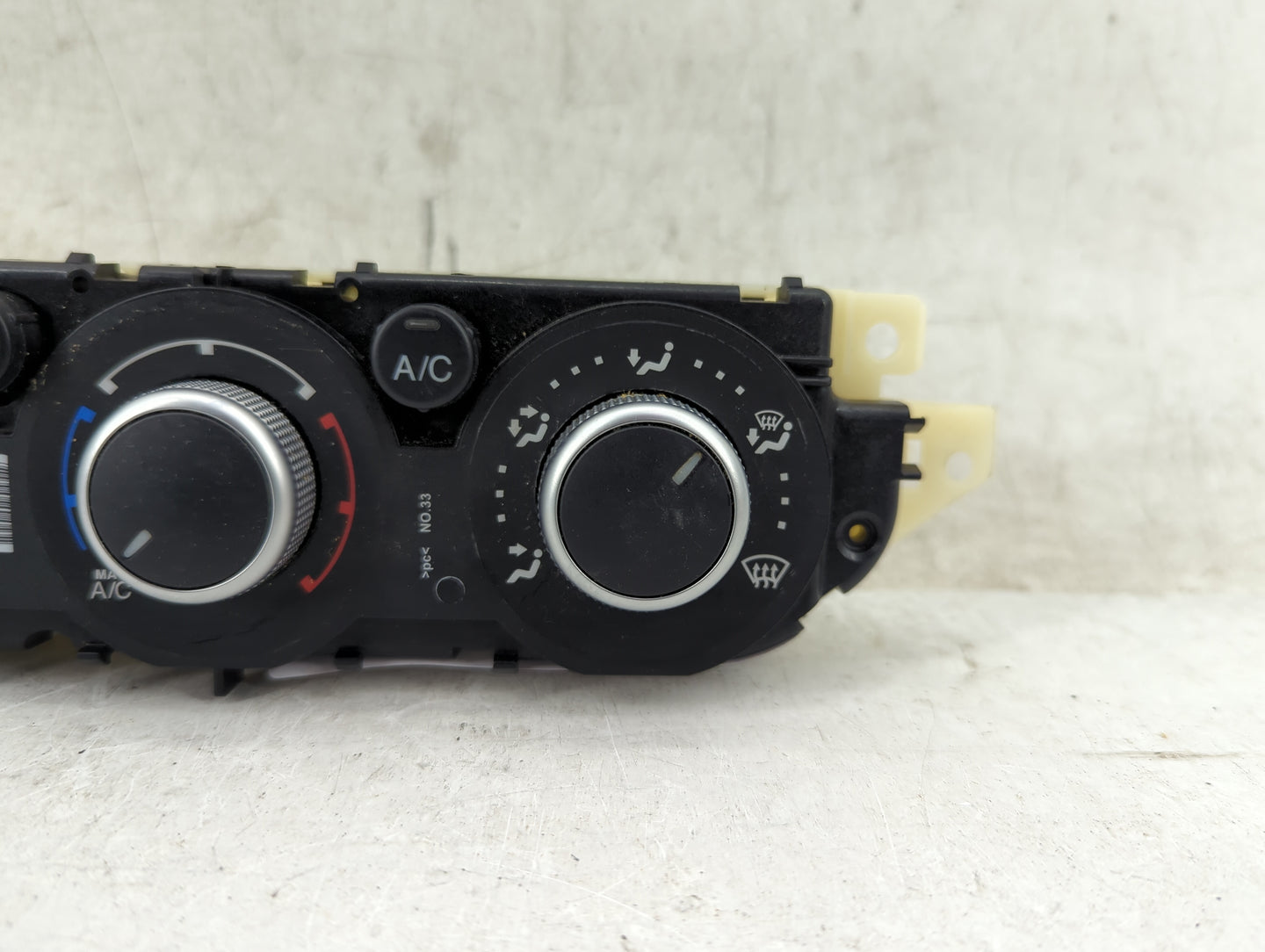 2013-2016 Ford Escape Climate Control Module Temperature AC/Heater Replacement P/N:E1092979 CJ5T-19980-DC Fits OEM Used Auto