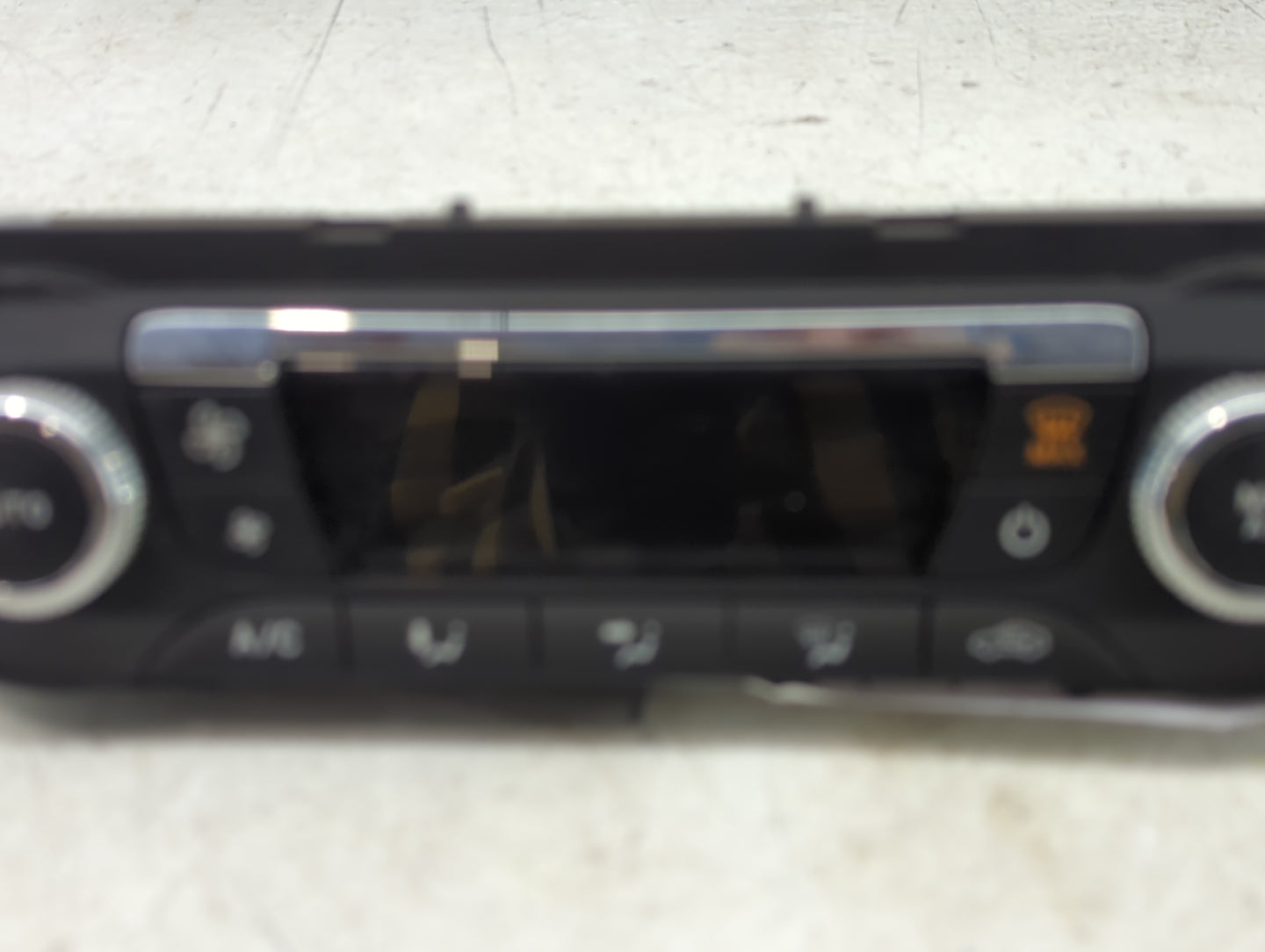 2015-2016 Ford Escape Climate Control Module Temperature AC/Heater Replacement P/N:CJ5T-18C612-BE Fits Fits 2015 2016 OEM Us