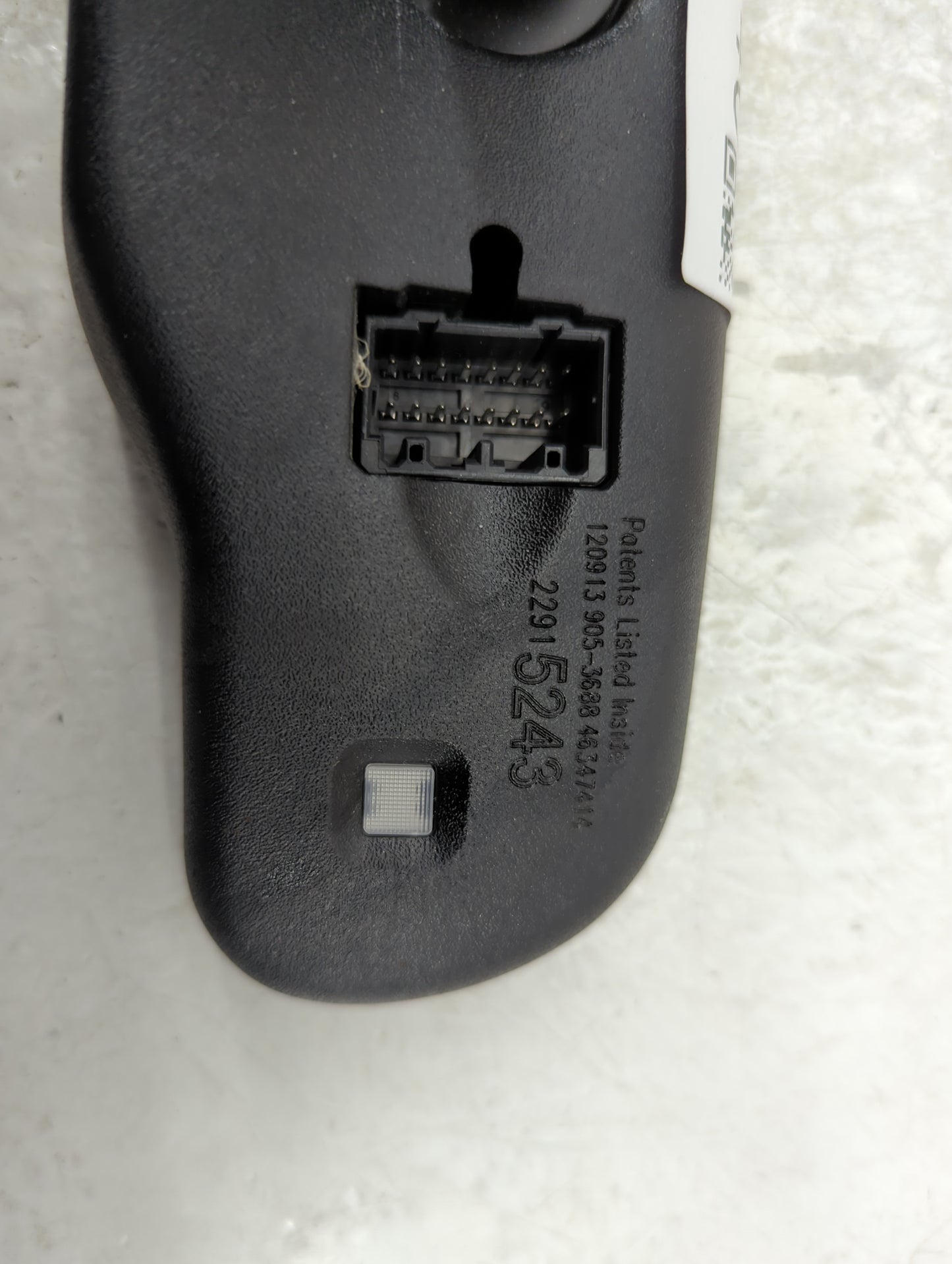 2001-2016 Ford Escape Interior Rear View Mirror Replacement OEM P/N:22915243 Fits OEM Used Auto Parts - Oemusedautoparts1.co